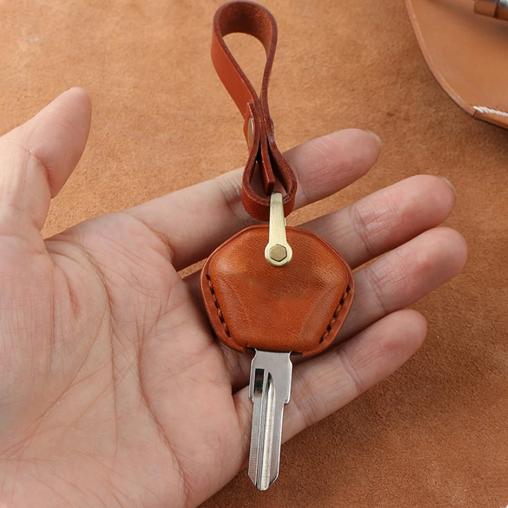 Motorcycle Key Case Cover Heat Resistant Faux Cow Leather Solid Key Cover Protective Case For Triumph T100 Motorcycle
Motorcycle Key Case Cover Heat Resistant Faux Cow Leather Solid Key Cover Protective Case For Triumph T100 Motorcycle