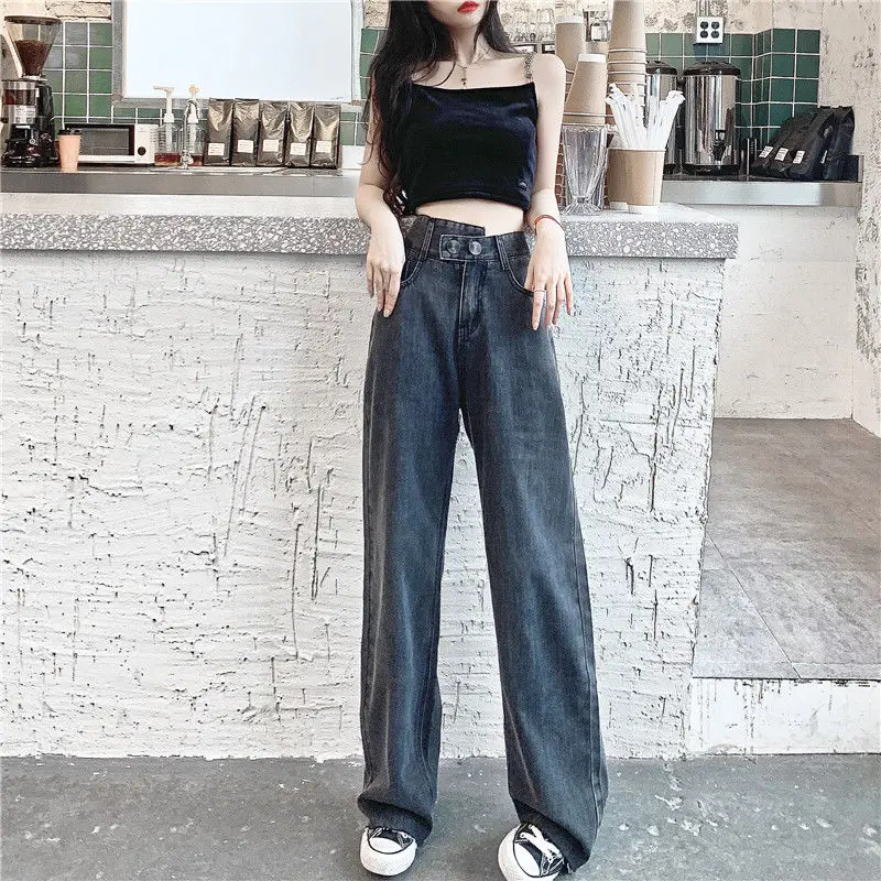 2020 New Autumn Women Jeans High Waist Trousers Wide Leg Denim Streetwear Vintage Fashion Harajuku Straight Loose Pants E371 
2020 New Autumn Women Jeans High Waist Trousers Wide Leg Denim Streetwear Vintage Fashion Harajuku Straight Loose Pants E371