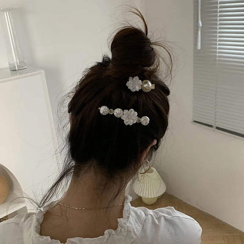 2021 Pearl Crystal Hair Clips Women Retro Geometric Barrettes Hairpin Girl Hair Accessories Fashion Jewelry Korean Style Sweet
2021 Pearl Crystal Hair Clips Women Retro Geometric Barrettes Hairpin Girl Hair Accessories Fashion Jewelry Korean Style Sweet
