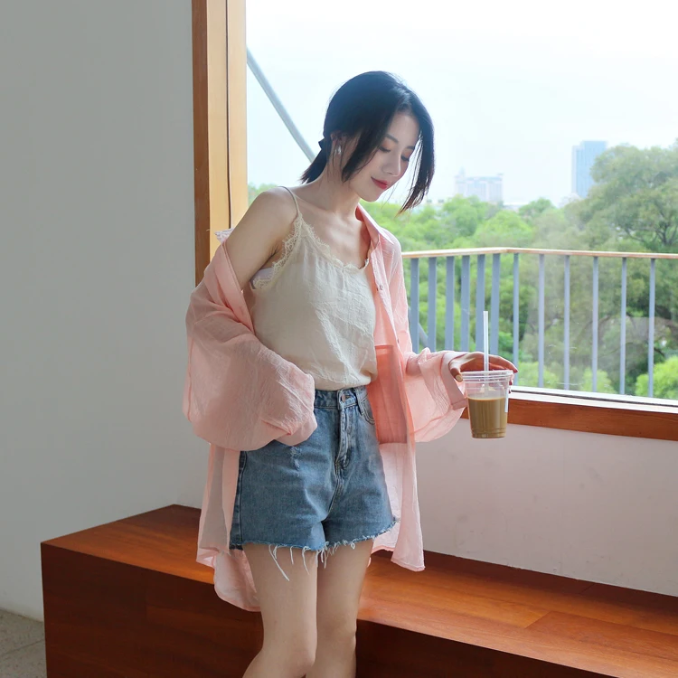 Sun Protection Clothing Women's Thin Section 2021 Summer New Fashion Lapel All-match Shirt Small Shawl Long Sleeve Cotton Shirt
Sun Protection Clothing Women's Thin Section 2021 Summer New Fashion Lapel All-match Shirt Small Shawl Long Sleeve Cotton Shirt