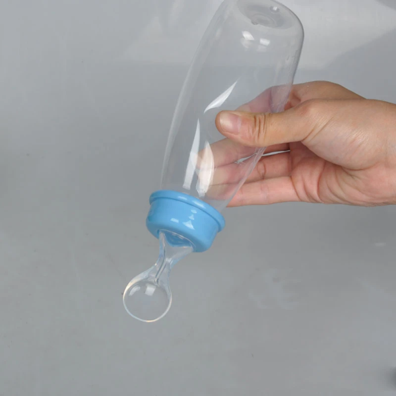 Safe Newborn Baby Feeding Bottle Toddler Silicone Squeeze Feeding Spoon Milk Bottle Baby Training Feeder Food Supplement
Safe Newborn Baby Feeding Bottle Toddler Silicone Squeeze Feeding Spoon Milk Bottle Baby Training Feeder Food Supplement