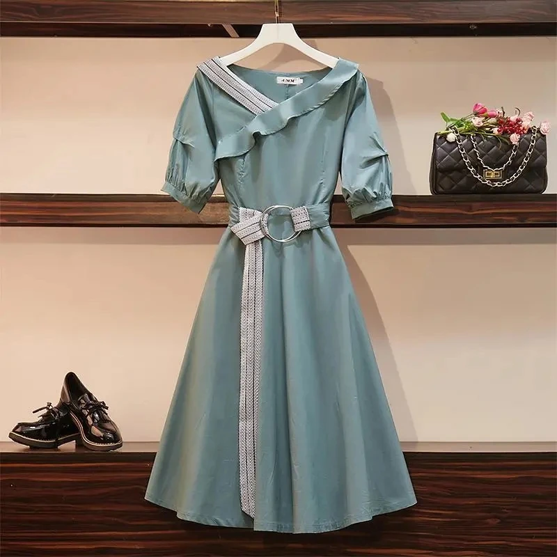 New Fashion Green Dress Sexy V-Neck Big Swing Tunic Dresses Stylish Ruffled Summer Women Dress With Belt Vestido 4XL
New Fashion Green Dress Sexy V-Neck Big Swing Tunic Dresses Stylish Ruffled Summer Women Dress With Belt Vestido 4XL