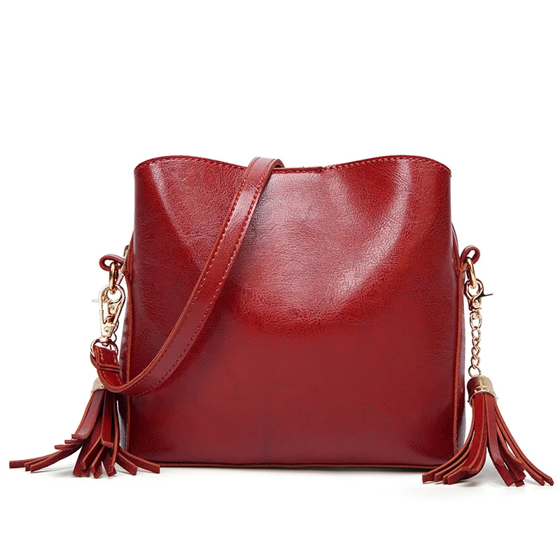 Comfortable Female bag Spring season New style Retro tassel Fashion trend Shoulder Bags Simplicity Bucket bag High capacity
Comfortable Female bag Spring season New style Retro tassel Fashion trend Shoulder Bags Simplicity Bucket bag High capacity