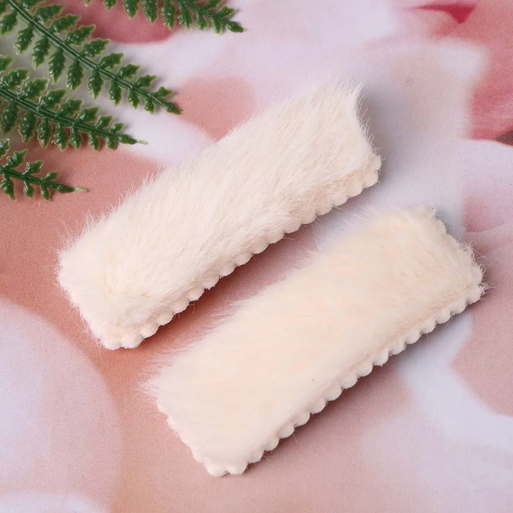 2 Pcs New Korea Plush Hairpins Solid Color Faux Fur Hair Clips Girls Barrettes Hair Accessories For Women
2 Pcs New Korea Plush Hairpins Solid Color Faux Fur Hair Clips Girls Barrettes Hair Accessories For Women
