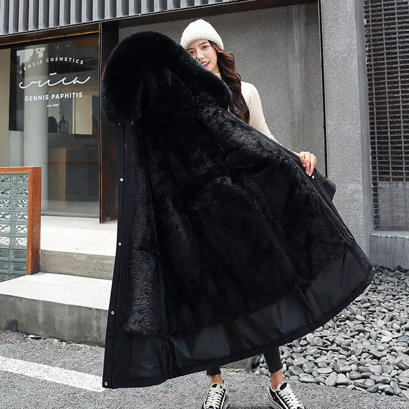 Fashionable cotton lining down parka coat new long hooded winter coat women adjustable waist warm fur collar coat 2021 
Fashionable cotton lining down parka coat new long hooded winter coat women adjustable waist warm fur collar coat 2021