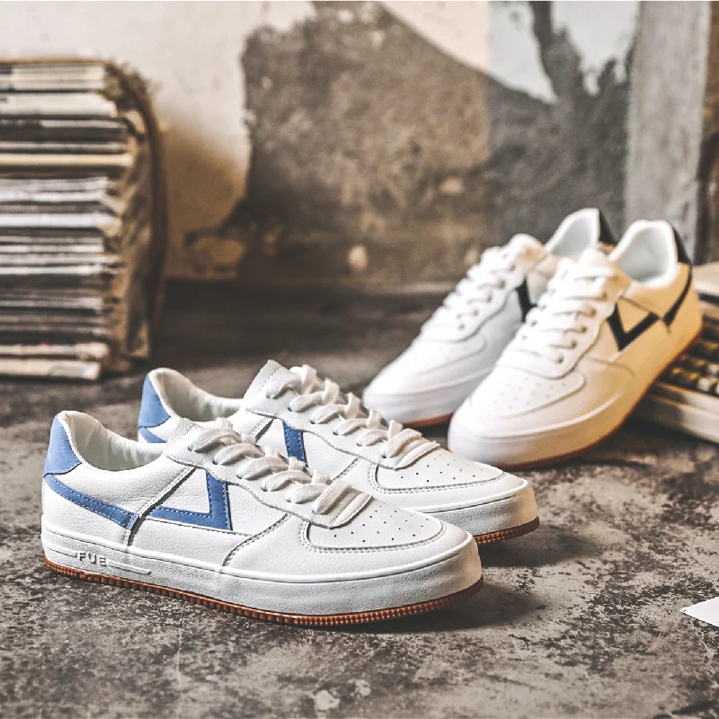 Flat with Breathable Walking Sneakers Men's Vulcanize Shoes Simple Trendy Men Outside Footwear Korean Style Lace-up White Shoes
Flat with Breathable Walking Sneakers Men's Vulcanize Shoes Simple Trendy Men Outside Footwear Korean Style Lace-up White Shoes