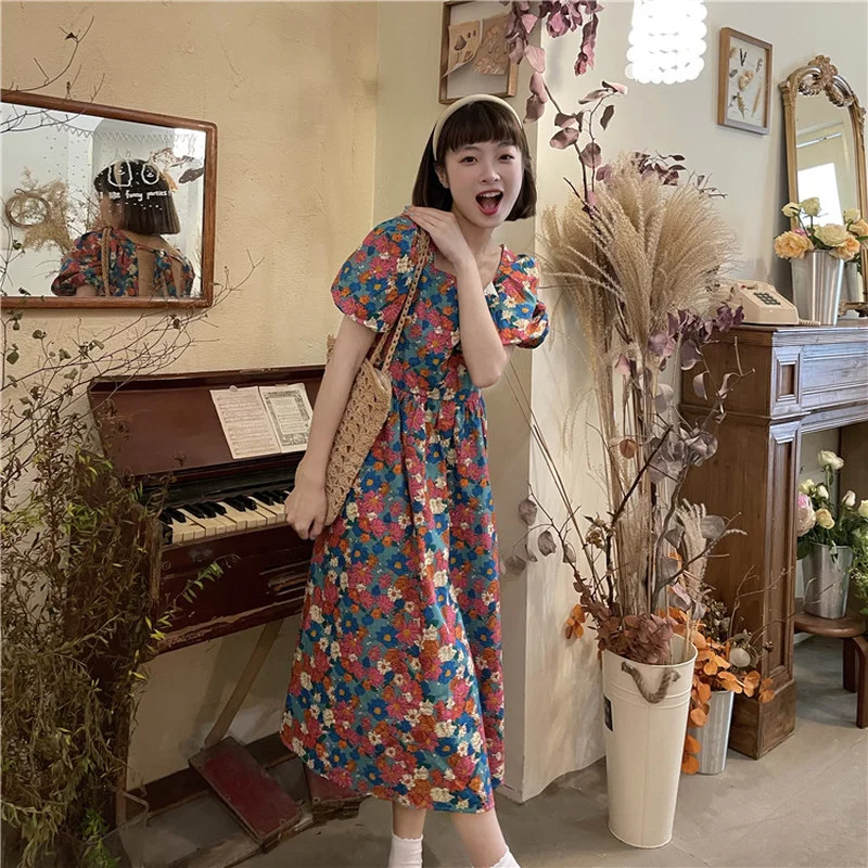 Korejepo Women Dress 2021 Summer French Retro Sweet Floral Square Collar Puff Sleeve Oil Painting Female Ankle Gentle Long Dress
Korejepo Women Dress 2021 Summer French Retro Sweet Floral Square Collar Puff Sleeve Oil Painting Female Ankle Gentle Long Dress