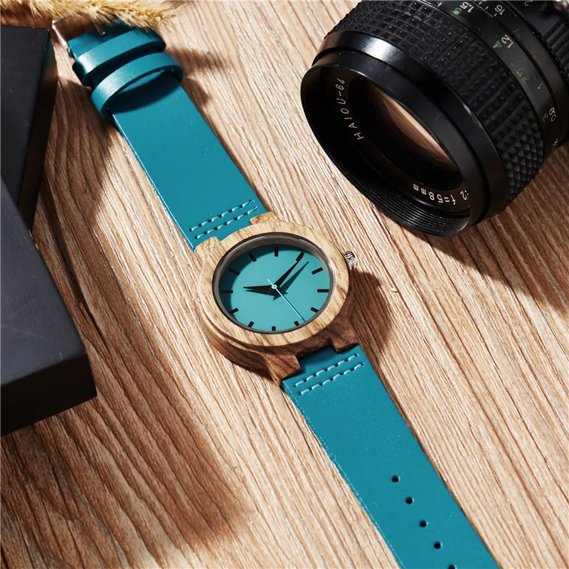 Top Luxury Royal Blue Wood Watch Quartz Wristwatch Natural Bamboo Clock Fashion Leather Valentine's Day Best Gifts Relgio de
Top Luxury Royal Blue Wood Watch Quartz Wristwatch Natural Bamboo Clock Fashion Leather Valentine's Day Best Gifts Relgio de