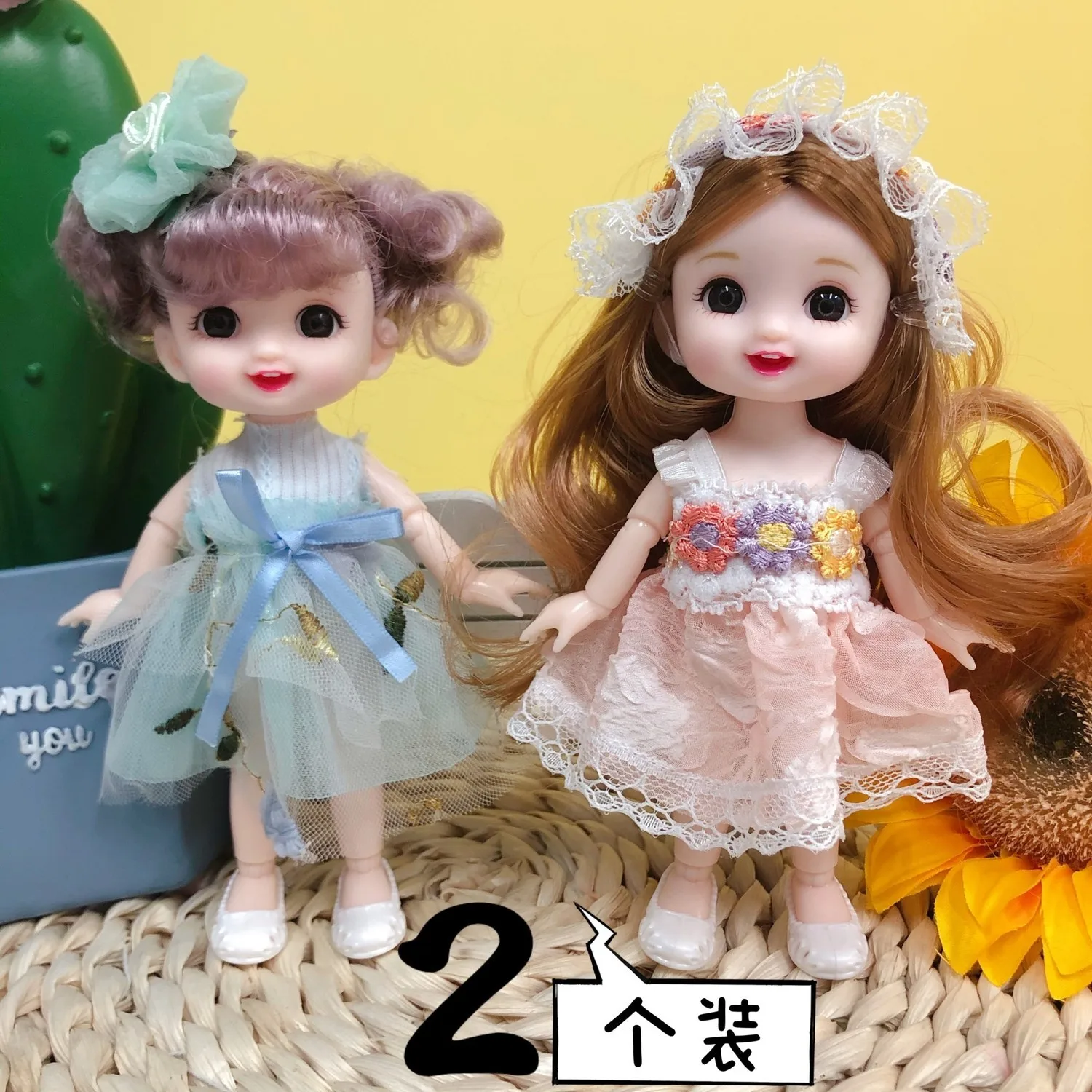 The dollhouse: eight points and 17 cm BJD doll cute suit clothes can change 13 joints princess girl toys gifts
The dollhouse: eight points and 17 cm BJD doll cute suit clothes can change 13 joints princess girl toys gifts