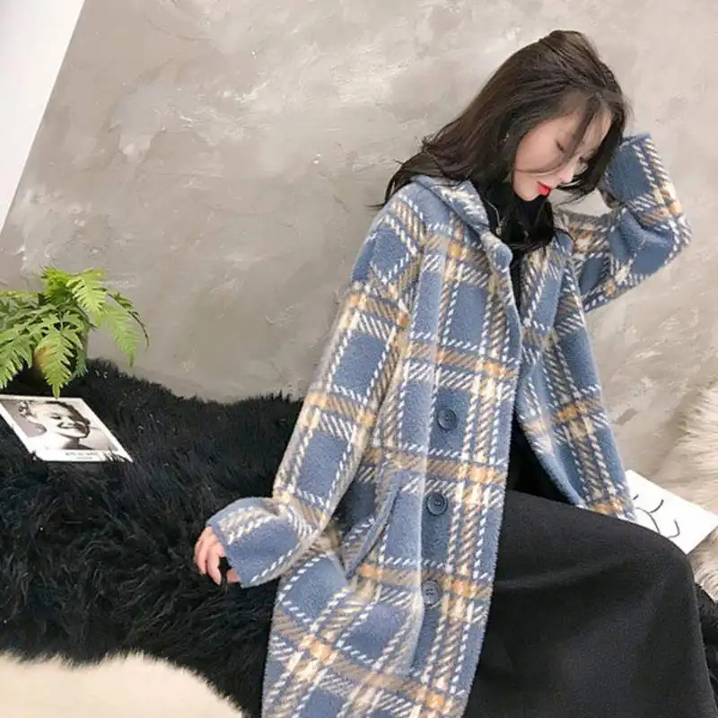 Women 2021 Autumn Spring Imitated Mink Wool Coat Female Loose Casual Plaid Double Breasted Knit Cardigan New Fashion Sweater
Women 2021 Autumn Spring Imitated Mink Wool Coat Female Loose Casual Plaid Double Breasted Knit Cardigan New Fashion Sweater