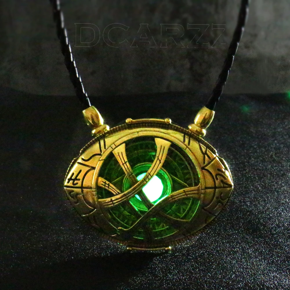 10 pcs Eye of Agamotto Necklace Grow in the dark Pendant Necklace Men Halloween Cosplay Costume Jewelry
10 pcs Eye of Agamotto Necklace Grow in the dark Pendant Necklace Men Halloween Cosplay Costume Jewelry