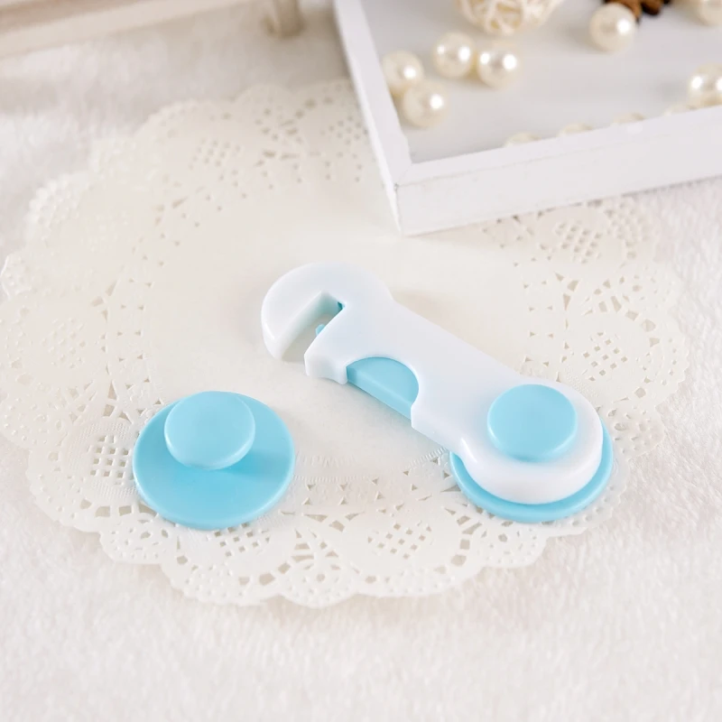 3pcs Children Cabinet Wardrobe Cabinet Locks Baby Safety Child Protection Safety Drawer Lock Child Proof Door Limiter Blocker
3pcs Children Cabinet Wardrobe Cabinet Locks Baby Safety Child Protection Safety Drawer Lock Child Proof Door Limiter Blocker