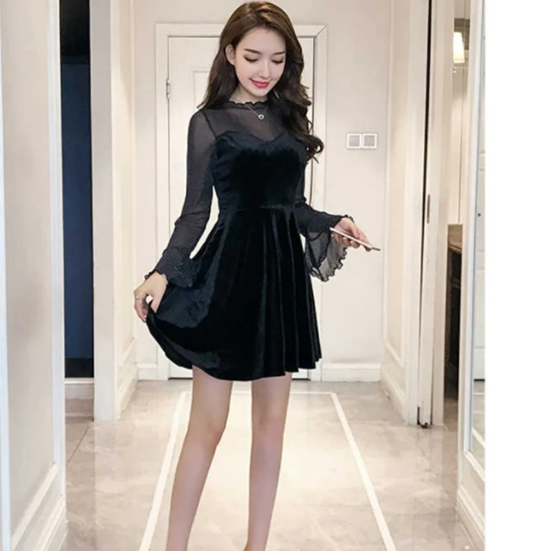 Ruffle Neck Mesh Transperent Velvet Dress Women Flared Long Sleeve High Waist Mini Dress Female Black Pleated Short Party Dress
Ruffle Neck Mesh Transperent Velvet Dress Women Flared Long Sleeve High Waist Mini Dress Female Black Pleated Short Party Dress