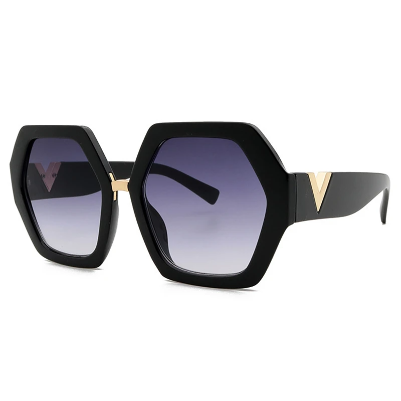 2021 Luxury Square Sunglasses Ladies Fashion Glasses Classic Brand Designer Retro Sun Glasses Women Sexy Eyewear Unisex Shades
2021 Luxury Square Sunglasses Ladies Fashion Glasses Classic Brand Designer Retro Sun Glasses Women Sexy Eyewear Unisex Shades