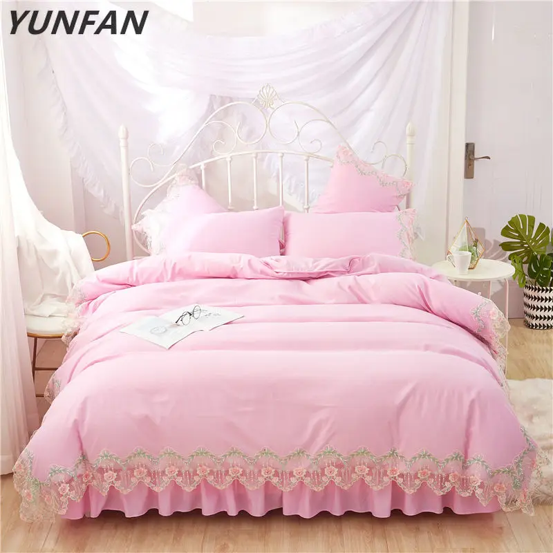 Pink lace bedding sets full queen king duvet cover princess girls bed skirt bedclothes beautiful quilt cover sets fitted sheet
Pink lace bedding sets full queen king duvet cover princess girls bed skirt bedclothes beautiful quilt cover sets fitted sheet