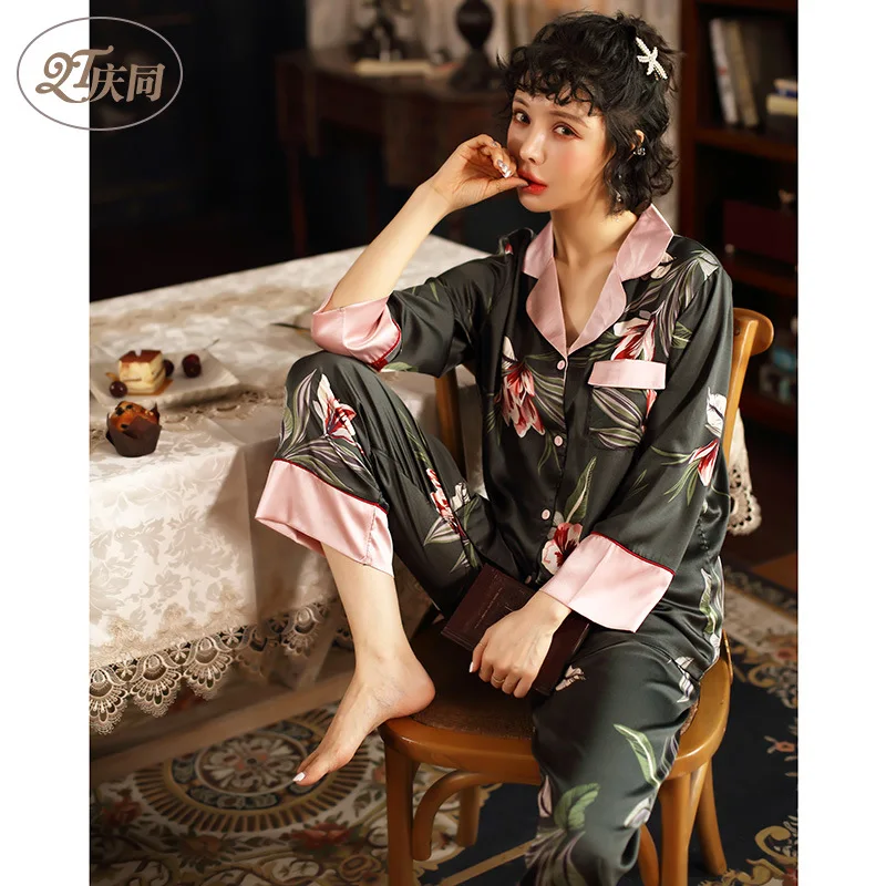Womens Spring Ice Silk Pajamas Long Sleeve 2-Piece Pijama Mujer Women Luxury Sexy Clothes Satin Printing Sleepwear Home Clothes
Womens Spring Ice Silk Pajamas Long Sleeve 2-Piece Pijama Mujer Women Luxury Sexy Clothes Satin Printing Sleepwear Home Clothes