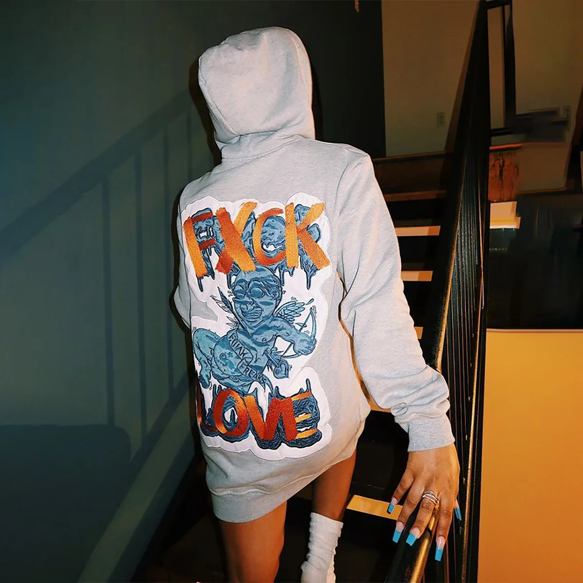 2022 New Arrival Trendy Back Cartoon Print Men Long Sleeve Sweatshirts Hoodies Top Oversized Women Dresses With Pocket Cool Girl
2022 New Arrival Trendy Back Cartoon Print Men Long Sleeve Sweatshirts Hoodies Top Oversized Women Dresses With Pocket Cool Girl
