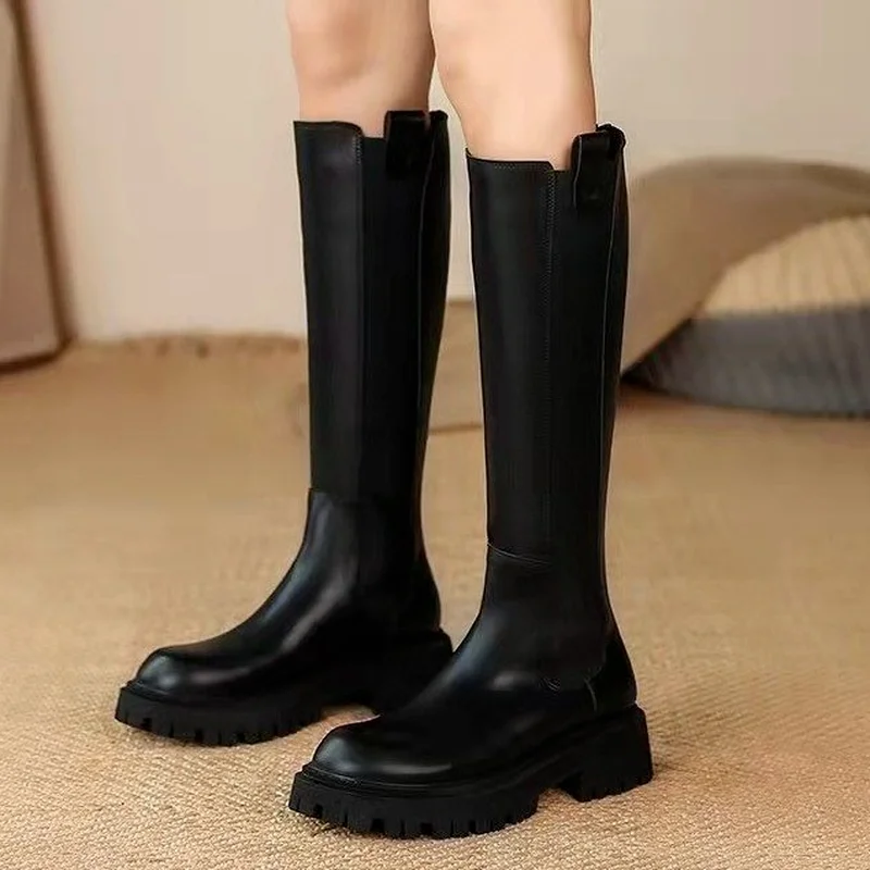 Asumer Plus Size 34-43 Genuine Leather Knee High Boots Women Zip Square Heels Brand Winter Boots Female Chunky Ladies Botas
Asumer Plus Size 34-43 Genuine Leather Knee High Boots Women Zip Square Heels Brand Winter Boots Female Chunky Ladies Botas