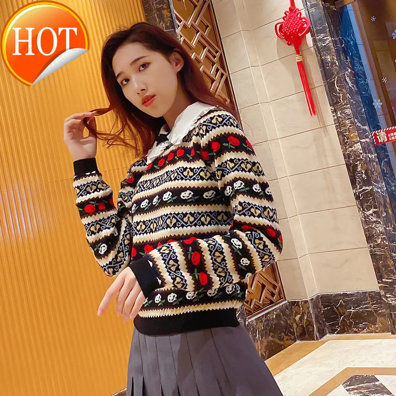 Autumn and winter new women's wear baby collar long sleeve rose jacquard fashion age reducing slim fitting Pullover Sweater
Autumn and winter new women's wear baby collar long sleeve rose jacquard fashion age reducing slim fitting Pullover Sweater