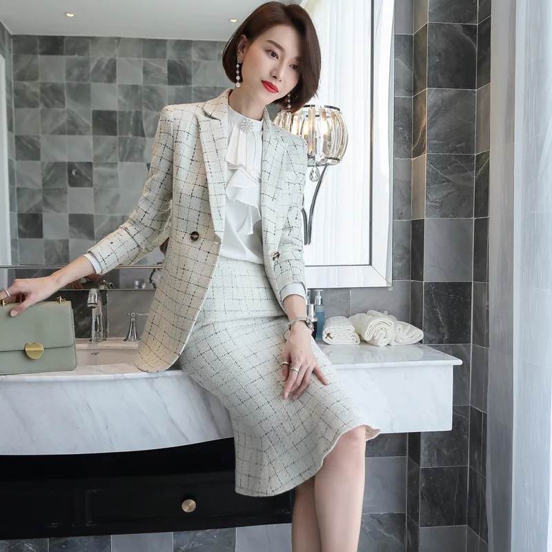 professional temperament OL women's autumn and winter new fashion high-end ladies small fragrance suit fishtail skirt two-piece
professional temperament OL women's autumn and winter new fashion high-end ladies small fragrance suit fishtail skirt two-piece