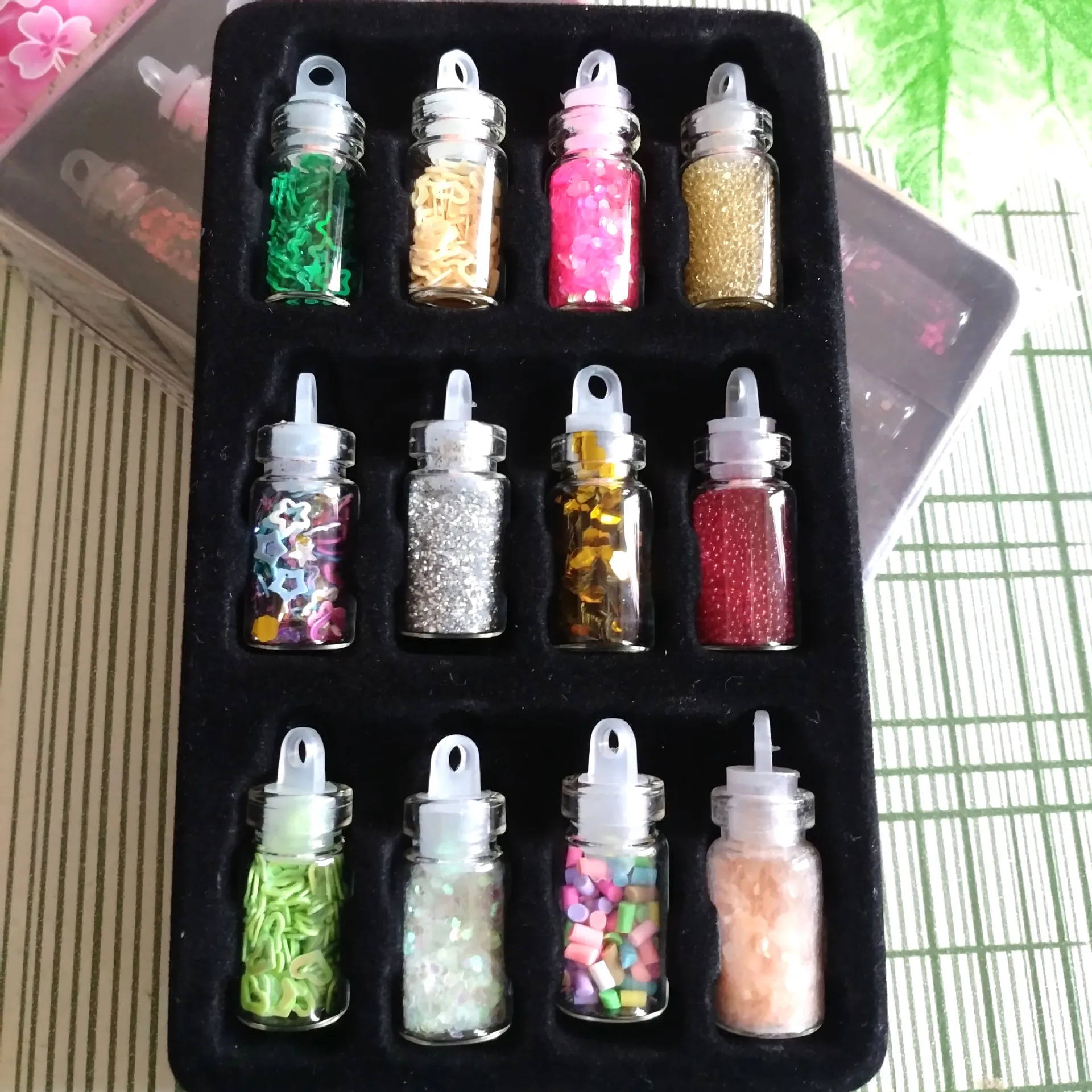 12pcs/set Sequin Filler Clear/Fluffy Polymer Slime Toys For Children Charms Modeling Clay DIY Kit Accessories Kids Plasticin
12pcs/set Sequin Filler Clear/Fluffy Polymer Slime Toys For Children Charms Modeling Clay DIY Kit Accessories Kids Plasticin