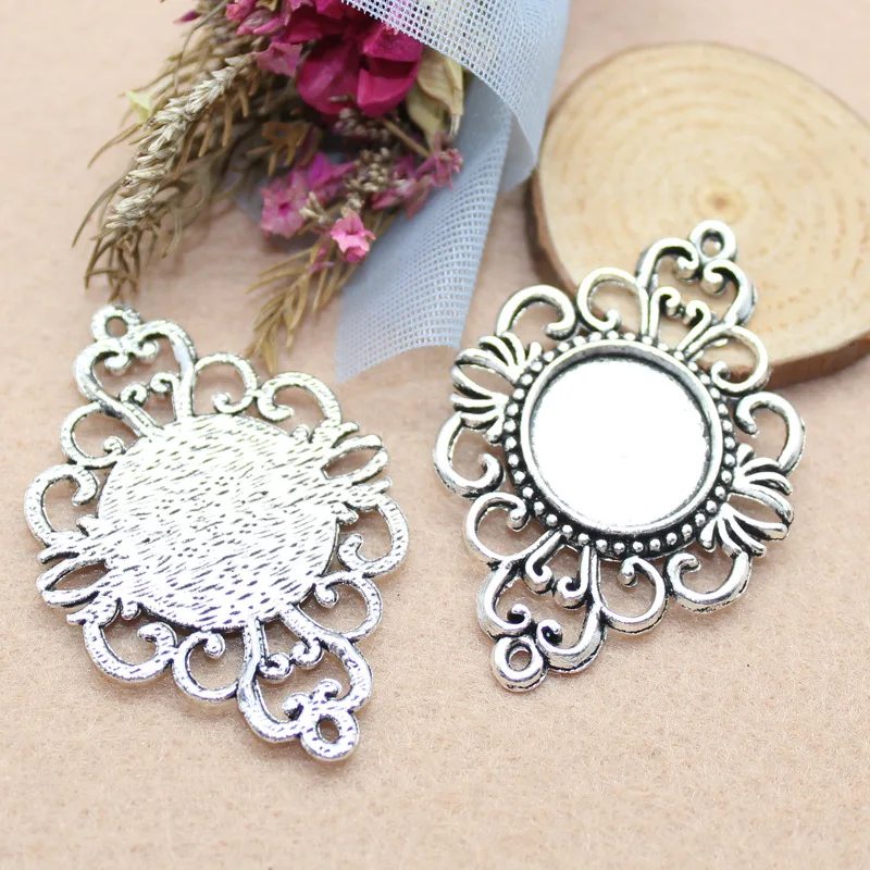 8pcs 12mm Inner Size Antique Silver Plated and Bronze Fashion Style Base Cameo Setting Charms Pendant
8pcs 12mm Inner Size Antique Silver Plated and Bronze Fashion Style Base Cameo Setting Charms Pendant