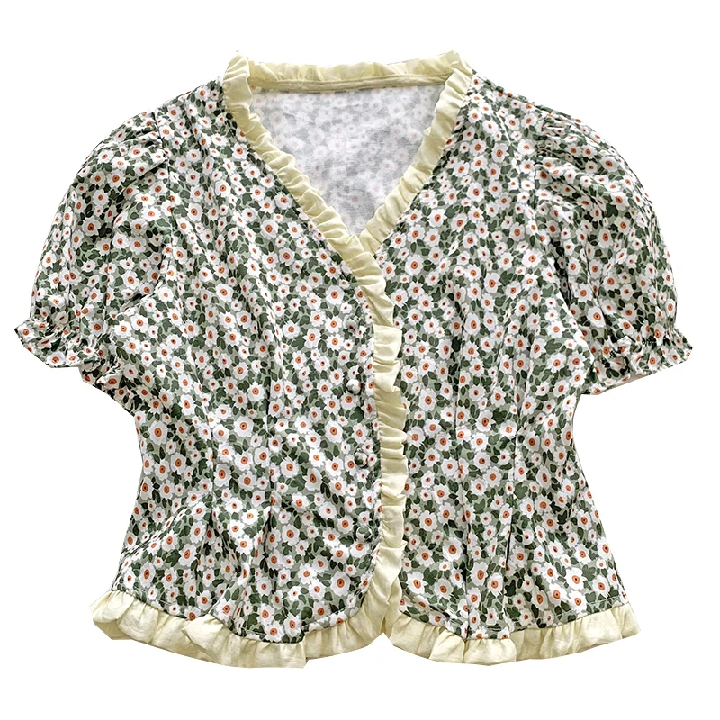 Sweet fungus lace Korean temperament V-neck puff sleeve girl slim short section shirt
Sweet fungus lace Korean temperament V-neck puff sleeve girl slim short section shirt