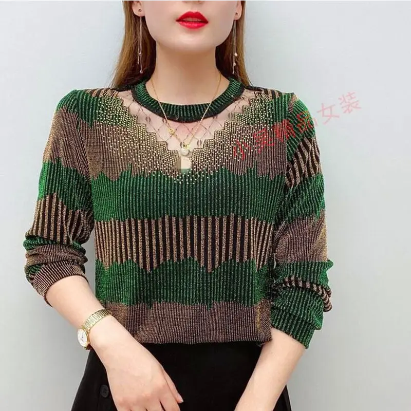 Autumn Winter Fashion Temperament Short/Long-Sleeved T-Shirt Lace T-Shirt Women's Hollow Bottom Shirt O-neck Mom Clothes Femme
Autumn Winter Fashion Temperament Short/Long-Sleeved T-Shirt Lace T-Shirt Women's Hollow Bottom Shirt O-neck Mom Clothes Femme