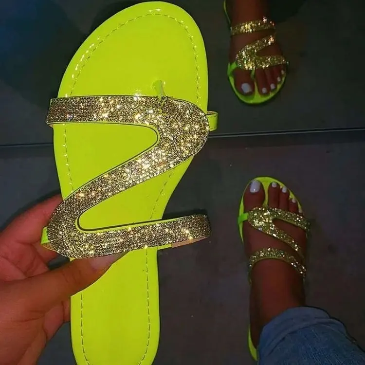 Shoes Low Rubber Flip Flops Summer Clogs Woman Ladies' Slippers Big Size Glitter Slides Pantofle Hawaiian Beach Jelly 2021 Soft
Shoes Low Rubber Flip Flops Summer Clogs Woman Ladies' Slippers Big Size Glitter Slides Pantofle Hawaiian Beach Jelly 2021 Soft