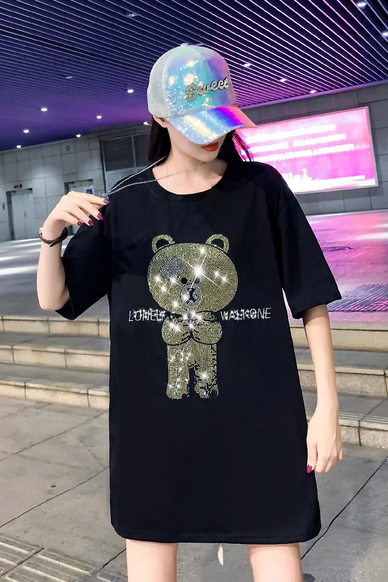Harajuku Style Summer Hot Drill Short-sleeved Cotton T-shirt Female Wild New Fashion Women T-Shirt Large Size Loose Tops
Harajuku Style Summer Hot Drill Short-sleeved Cotton T-shirt Female Wild New Fashion Women T-Shirt Large Size Loose Tops