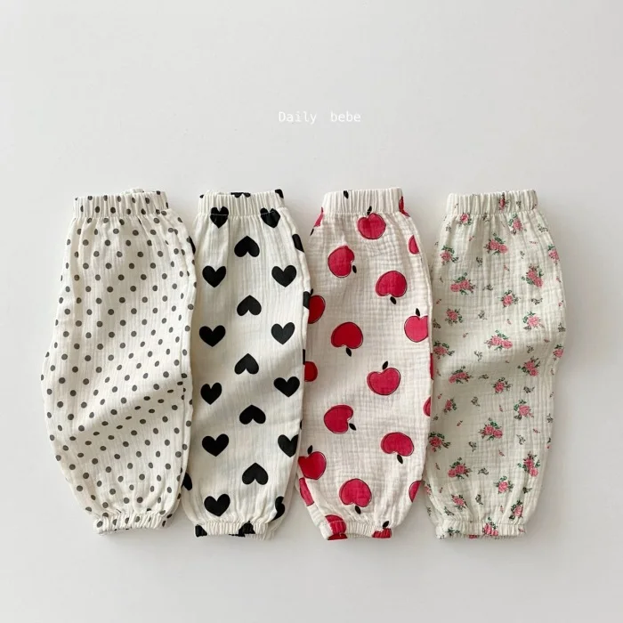 Korean version of baby and children's clothing cotton comfortable bloomers spring and summer love loose casual trousers 1017 04
Korean version of baby and children's clothing cotton comfortable bloomers spring and summer love loose casual trousers 1017 04