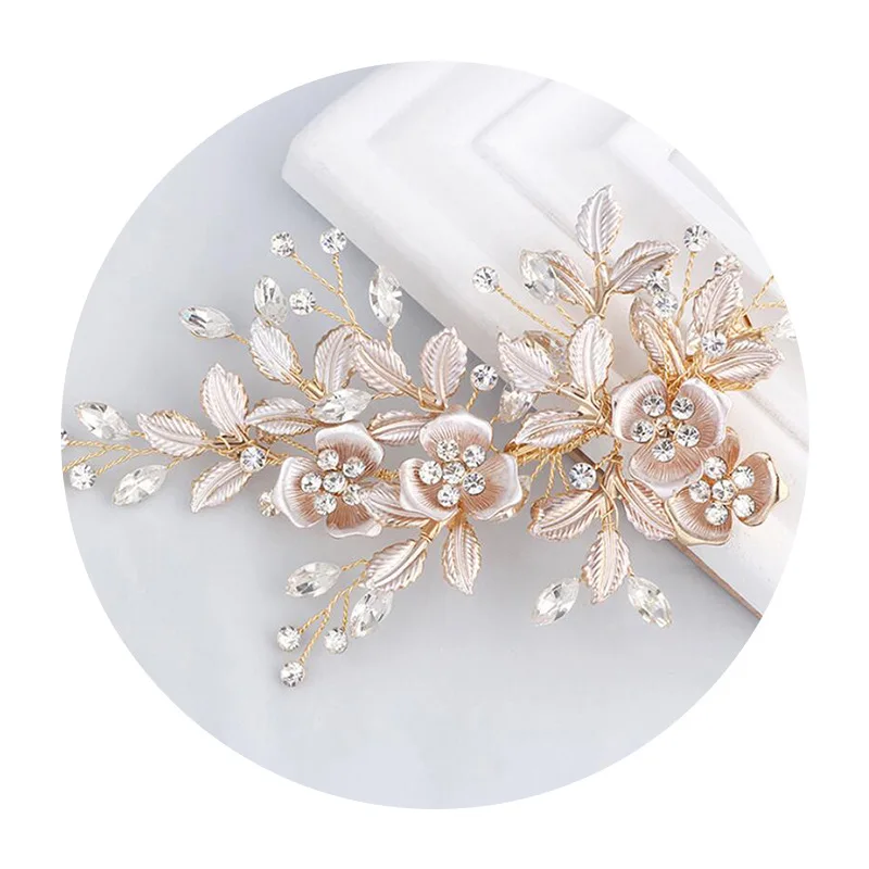 Hot Sale Bridal Hairpin Wedding Alloy Headdress Fashion Rhinestone Insert Comb Pearl Hair Comb Hairpin
Hot Sale Bridal Hairpin Wedding Alloy Headdress Fashion Rhinestone Insert Comb Pearl Hair Comb Hairpin