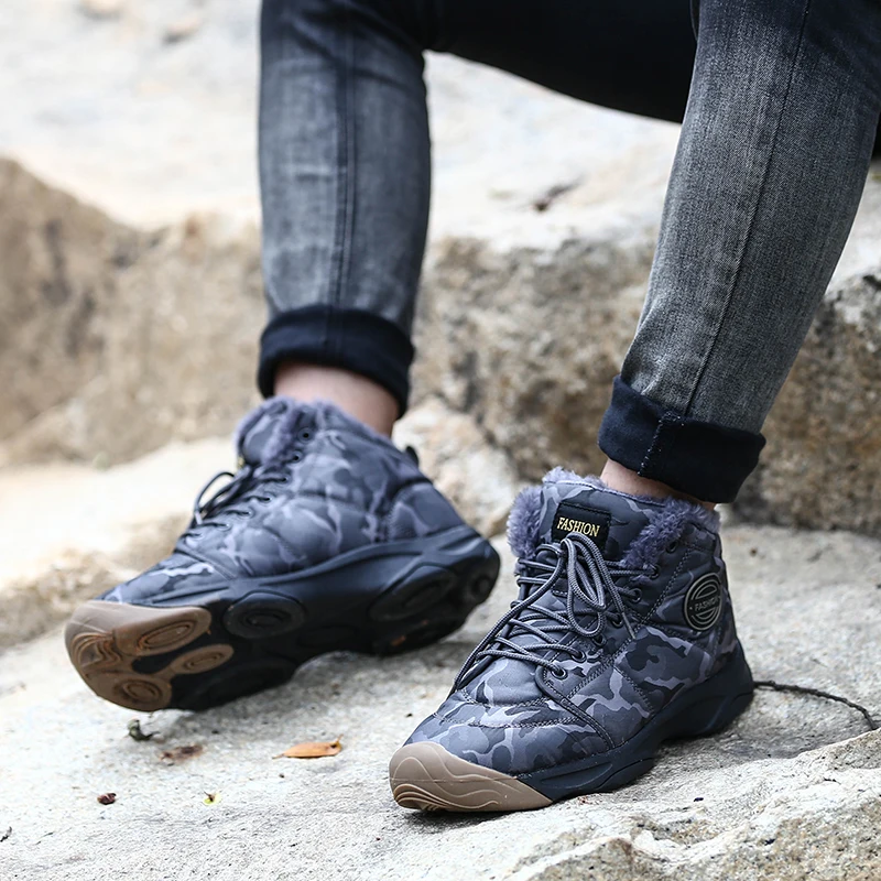 Large size men's fashion steel toe cap working safety winter cotton-padded shoes warm plush fur ankle snow security boots zapato
Large size men's fashion steel toe cap working safety winter cotton-padded shoes warm plush fur ankle snow security boots zapato