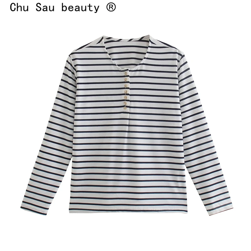 New Fashion Eary Autumn Casual Style Striped Printed T-shirts Women Fall V-neck Tops Female Streetwear Single-breasted Tees
New Fashion Eary Autumn Casual Style Striped Printed T-shirts Women Fall V-neck Tops Female Streetwear Single-breasted Tees