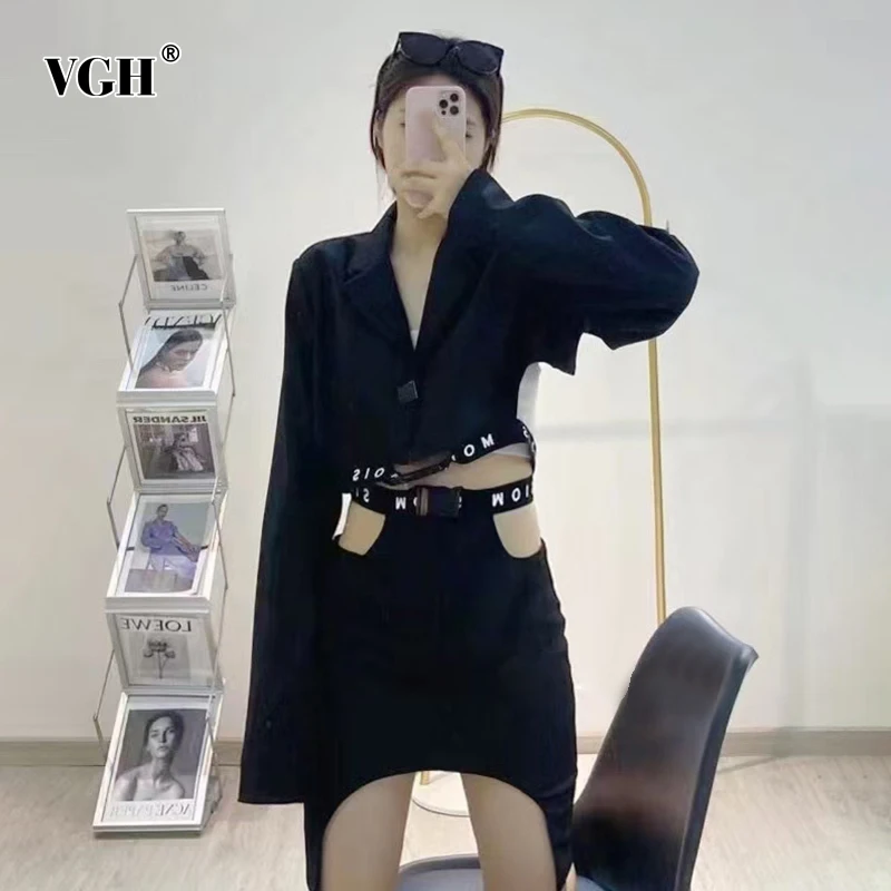 VGH Sexy Black Two Piece Set For Women Notched Long Sleeve Loose Blazer High Waist Hollow Out Slim Mini Skirt Casual Sets Female
VGH Sexy Black Two Piece Set For Women Notched Long Sleeve Loose Blazer High Waist Hollow Out Slim Mini Skirt Casual Sets Female