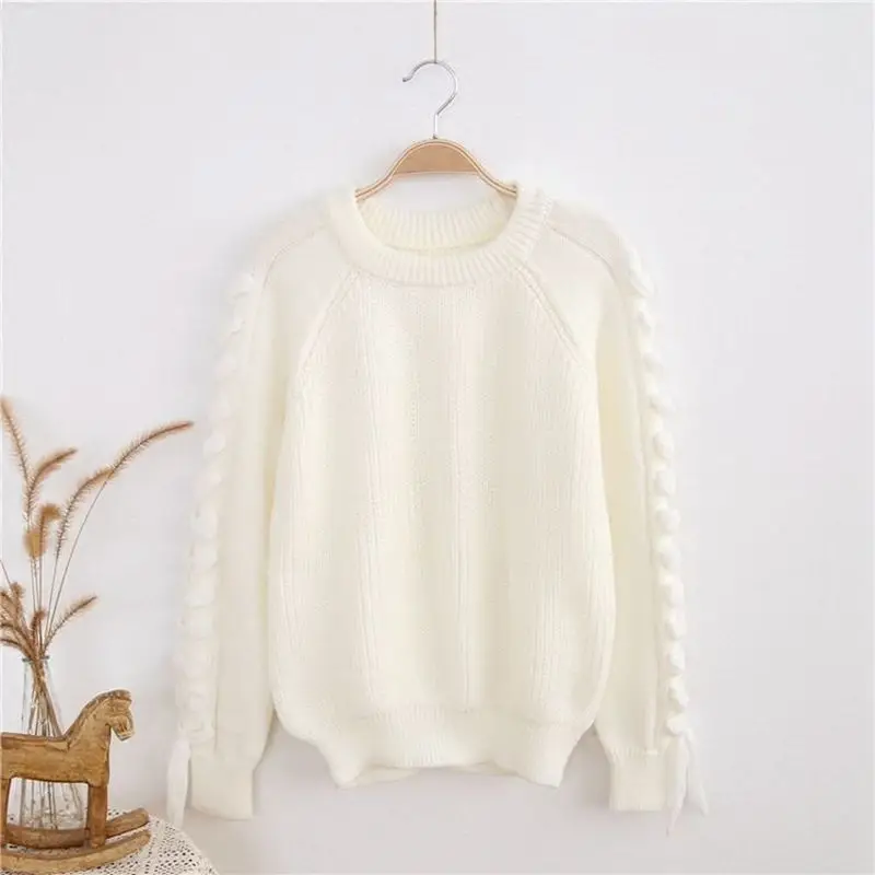 Thicken Inside Wearing Sweater Warm Knit Sweater Female Lace Up Autumn and Winter Coat Loose Round Neck
Thicken Inside Wearing Sweater Warm Knit Sweater Female Lace Up Autumn and Winter Coat Loose Round Neck