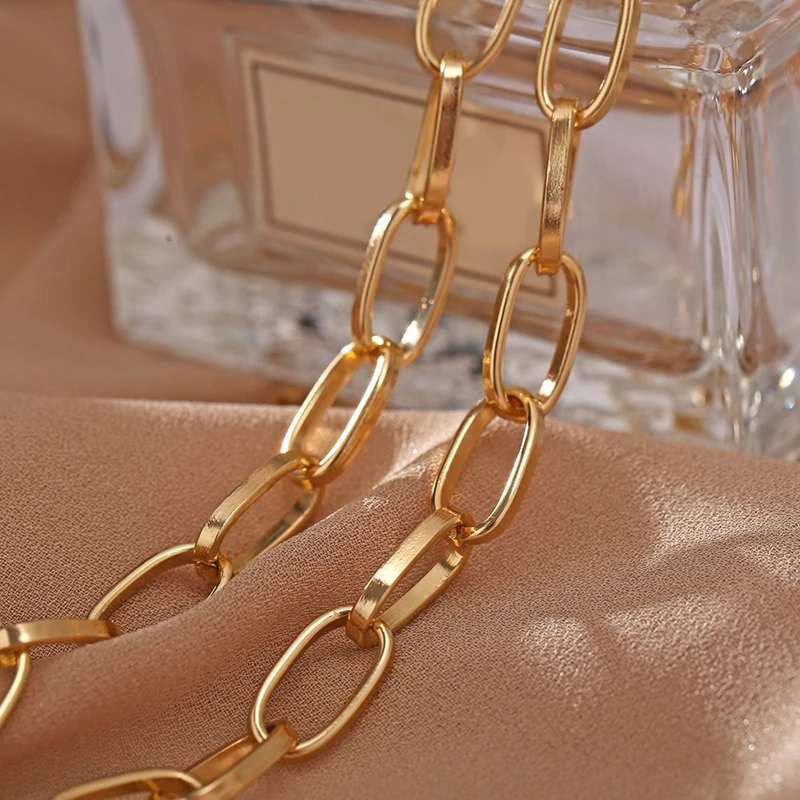 Elegant Cuban Metal Chain Necklaces Link Steampunk Rock Big Large Size Choker Necklace Women Clavicle Chain Minimalist Jewelry
Elegant Cuban Metal Chain Necklaces Link Steampunk Rock Big Large Size Choker Necklace Women Clavicle Chain Minimalist Jewelry