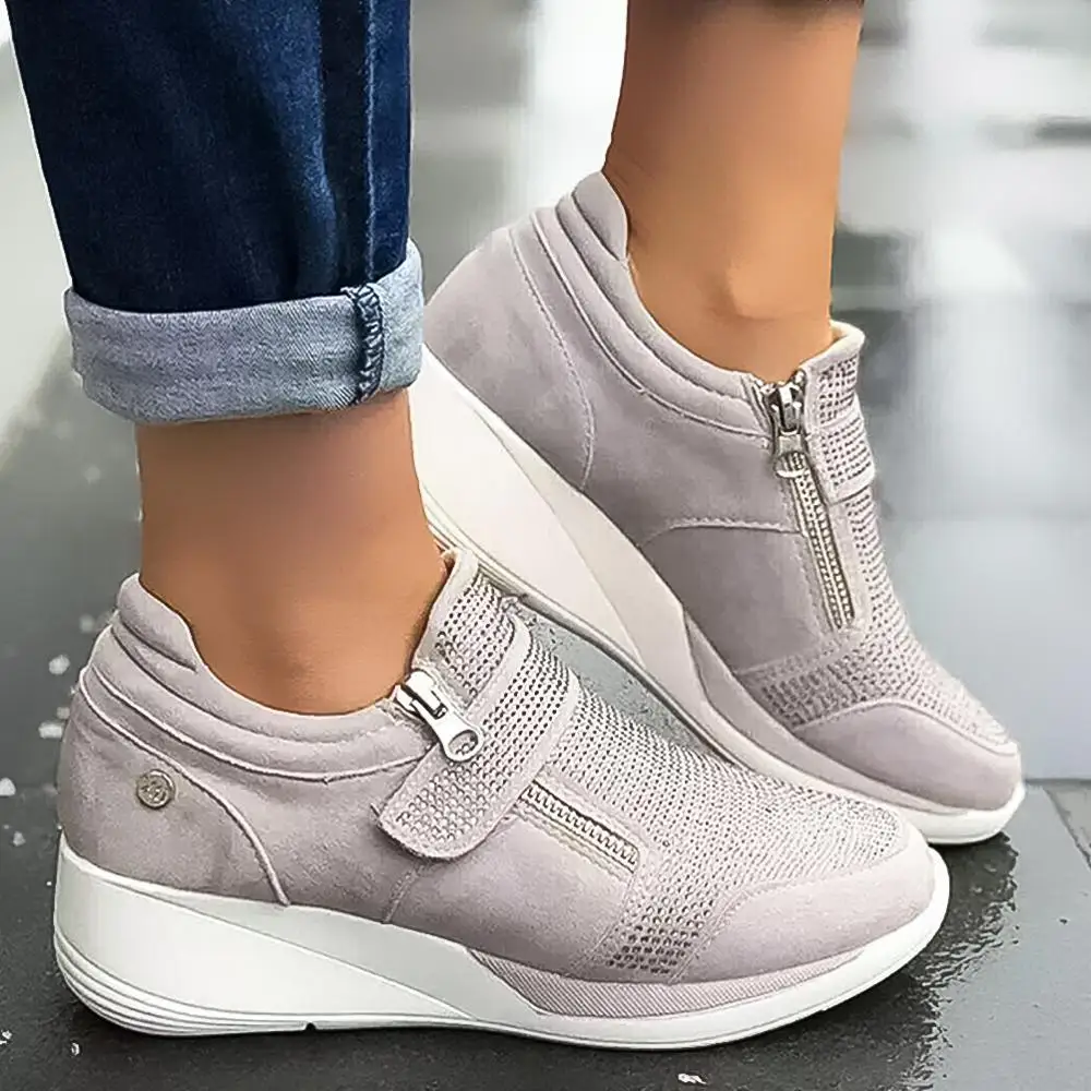 2020 Autumn New Sneakers Fashion Rhinestone Mid Heel Casual Thick Bottom Large Size Breathable Women's Shoes
2020 Autumn New Sneakers Fashion Rhinestone Mid Heel Casual Thick Bottom Large Size Breathable Women's Shoes