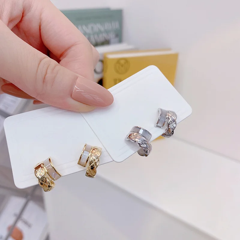 New Arrive Double Circle Shine Shell Earring for Women Romantic AAA Zircon Stud Earring Bling Drop Ear Ring Jewelry Brincos
New Arrive Double Circle Shine Shell Earring for Women Romantic AAA Zircon Stud Earring Bling Drop Ear Ring Jewelry Brincos