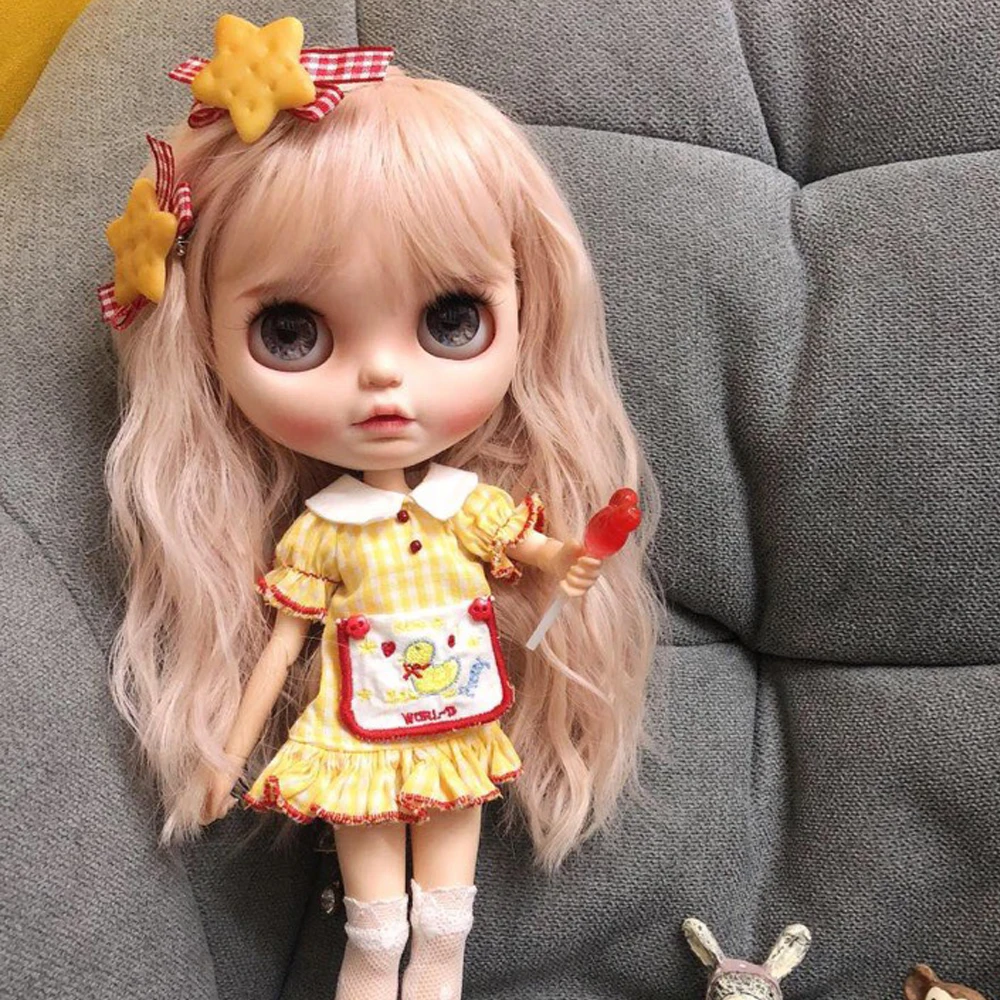 2pcs/lot doll dress Retro palace doll clothes Plaid dress+Lace socks blyth doll 
2pcs/lot doll dress Retro palace doll clothes Plaid dress+Lace socks blyth doll