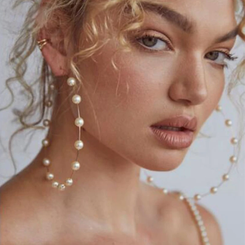 Women Elegant White Color Simulated Pearls Statement Earrings Girl Birthday Party Big Circle Round Pearl Ear Jewelry Fine Gift
Women Elegant White Color Simulated Pearls Statement Earrings Girl Birthday Party Big Circle Round Pearl Ear Jewelry Fine Gift