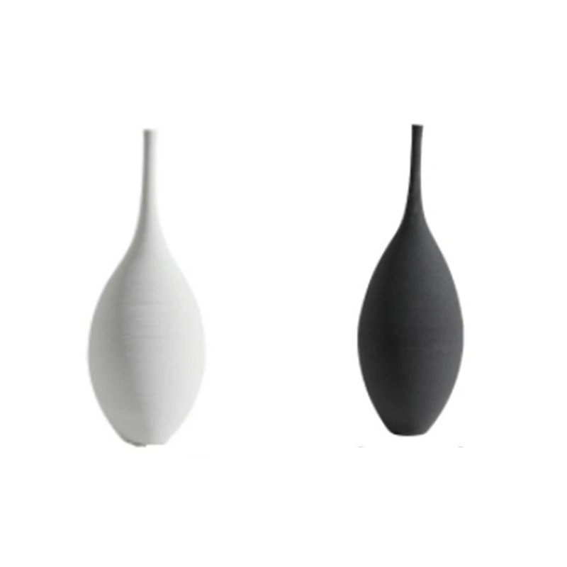 2 Pcs Jingdezhen Zen Vase Modern Minimalist Handmade Ceramic Ornaments,Living Room Model Home Decoration, White & Black
2 Pcs Jingdezhen Zen Vase Modern Minimalist Handmade Ceramic Ornaments,Living Room Model Home Decoration, White & Black