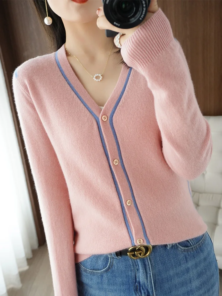 Winter Woman's Sweaters Chic V-Neck Long Sleeve Jacket Coat 100% Wool Knitted Female Cardigan Clothes Tops Jumper Outwear Blouse
Winter Woman's Sweaters Chic V-Neck Long Sleeve Jacket Coat 100% Wool Knitted Female Cardigan Clothes Tops Jumper Outwear Blouse