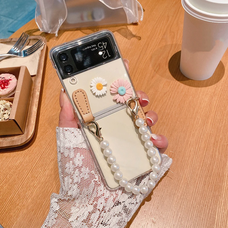 For Samsung Galaxy Z Flip 5G 4G 4 3 Flip3 Flip4 Fashion Daisy Classic Flowers Transparent Shell Phone Case Cover DIY Fundas Para
For Samsung Galaxy Z Flip 5G 4G 4 3 Flip3 Flip4 Fashion Daisy Classic Flowers Transparent Shell Phone Case Cover DIY Fundas Para