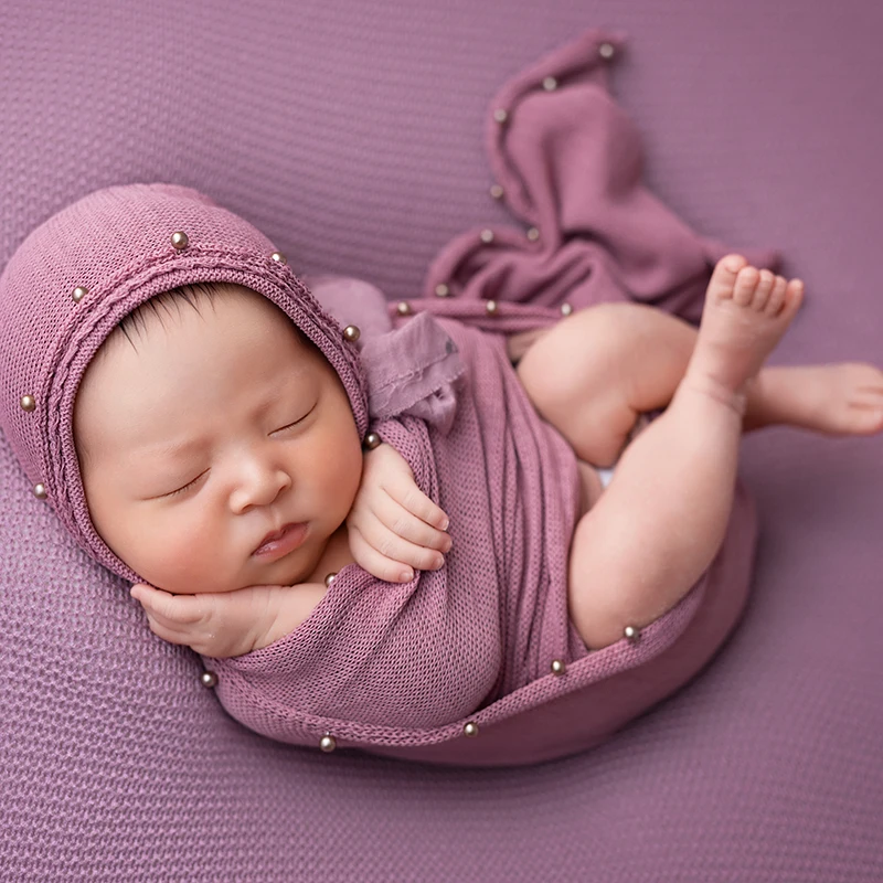 Newborn Knit Bonnet and pearl Wrap Photography Props Knit Mohair Ruffle hat Newborn baby Swaddle blanket props
Newborn Knit Bonnet and pearl Wrap Photography Props Knit Mohair Ruffle hat Newborn baby Swaddle blanket props