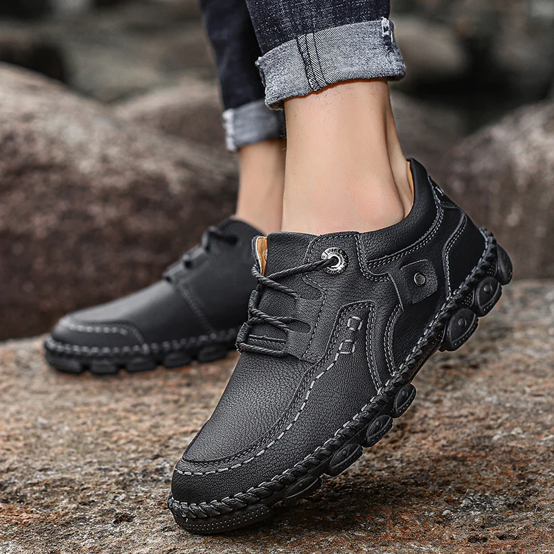 Men Leather Shoes Men 2020 Autumn Winter Ankle Lightweight Flats Shoes for Men Casual Fashion Sneakers
Men Leather Shoes Men 2020 Autumn Winter Ankle Lightweight Flats Shoes for Men Casual Fashion Sneakers