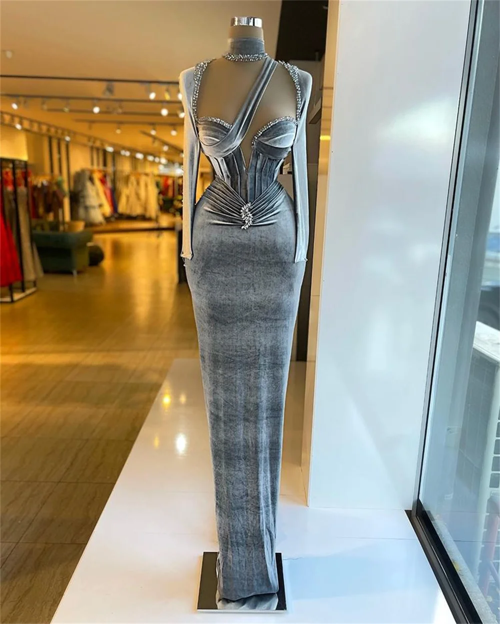 High Neck Elegant Velvet Evening Dresses 2021 Long Sleeves Prom Dress Pleats Mermaid Party Gowns Robe De Soirée
High Neck Elegant Velvet Evening Dresses 2021 Long Sleeves Prom Dress Pleats Mermaid Party Gowns Robe De Soirée