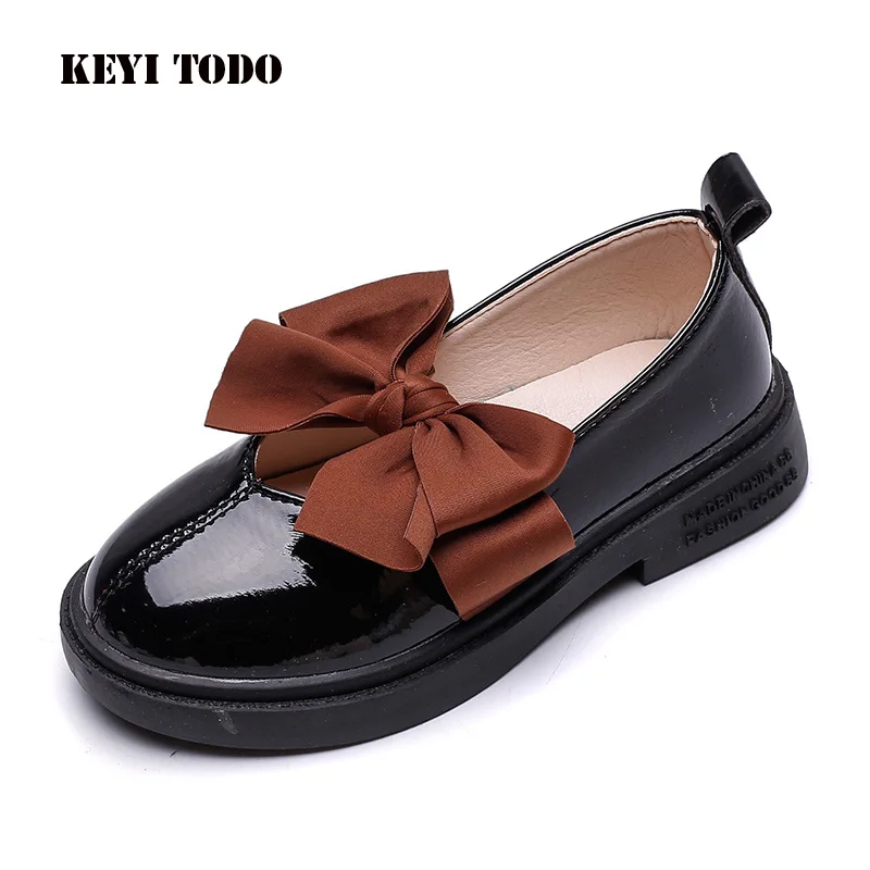 Children's shoes 2019 autumn bow little girl students white pu leather kids shoes girls casual princess shoes 931
Children's shoes 2019 autumn bow little girl students white pu leather kids shoes girls casual princess shoes 931