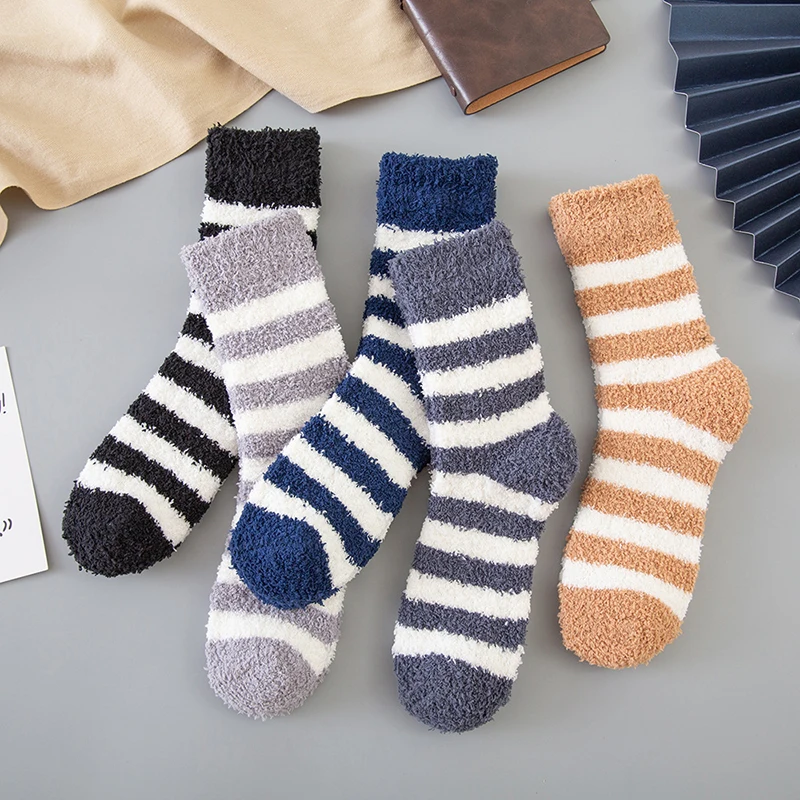 Winter Comfortable Coral Velvet Socks Stylish Casual Men Striped Breathable Thick Polyester Elastic Warm Wear Resistant Thermal
Winter Comfortable Coral Velvet Socks Stylish Casual Men Striped Breathable Thick Polyester Elastic Warm Wear Resistant Thermal