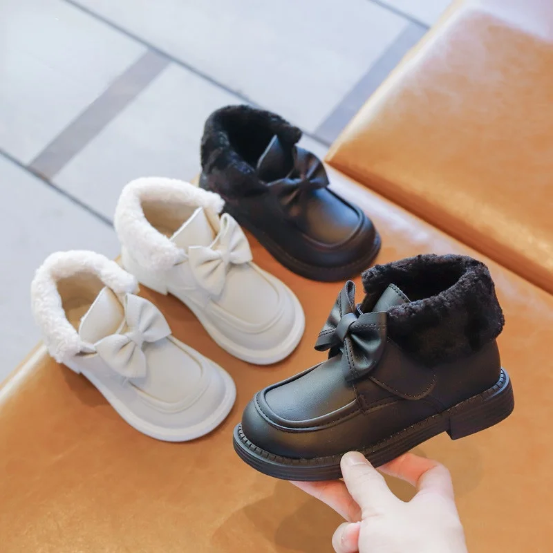 Girls Leather Shoes Thick Cotton Winter New Girls Butterfly-knot Fashion Kids Fashion Solid White School Shoes for Toddler Girls
Girls Leather Shoes Thick Cotton Winter New Girls Butterfly-knot Fashion Kids Fashion Solid White School Shoes for Toddler Girls